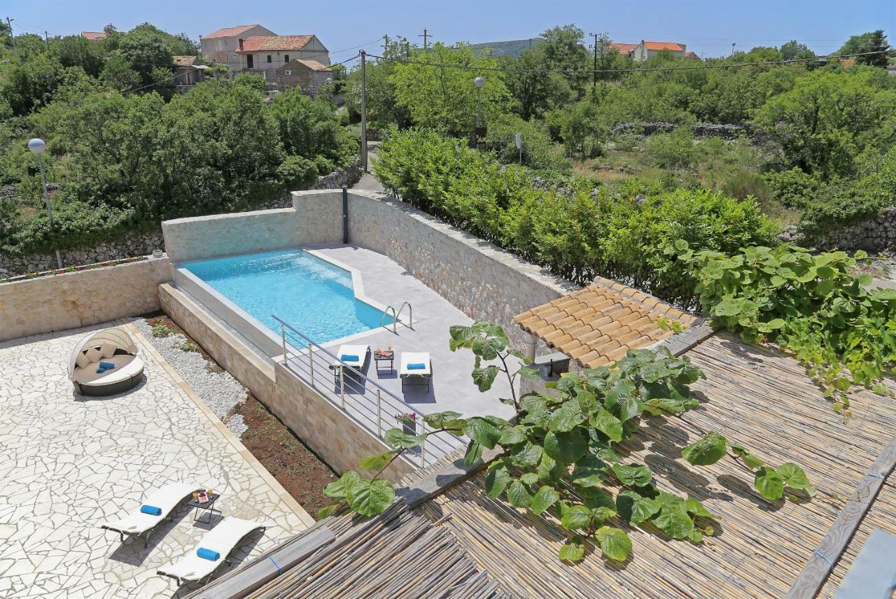 Apartment Moretic Gromaca Exterior foto